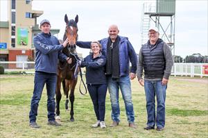 Bleu Roche & Winning Connections Bleu Roche & Winning Connections